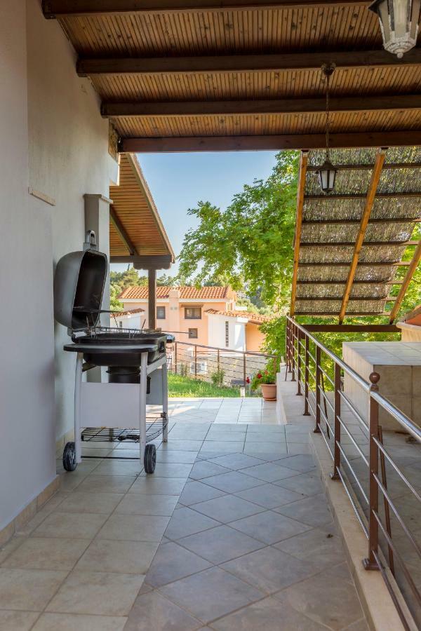 Villa Kristin 2 - 2Min Walk To Great Sandy, Shallow Beach นิกิติ ภายนอก รูปภาพ